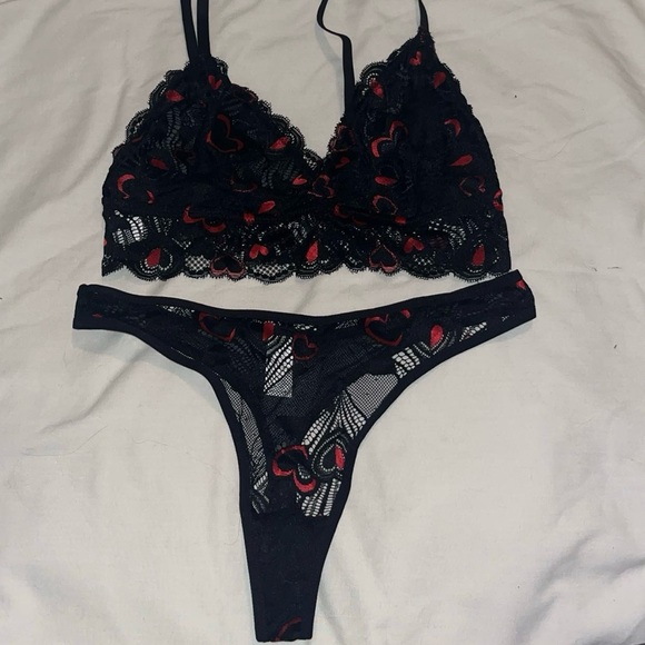 Cupid Is Stupid - Bralette Set - Picture 13 of 16